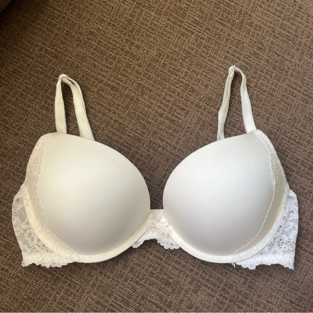 Victoria's Secret Dream Angels Push Up White Lace Bra